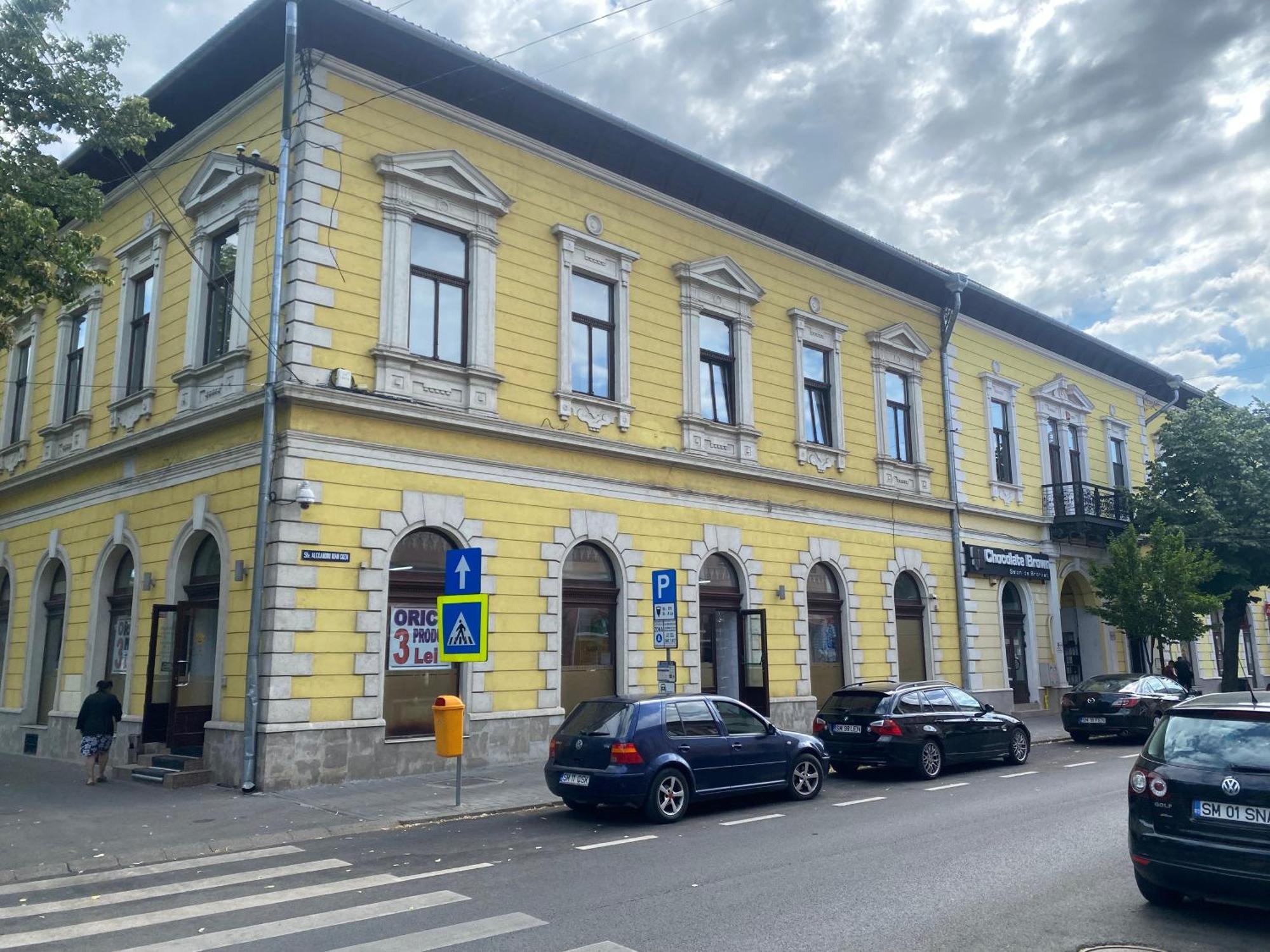 City Center Apartman Satu Mare Extérieur photo